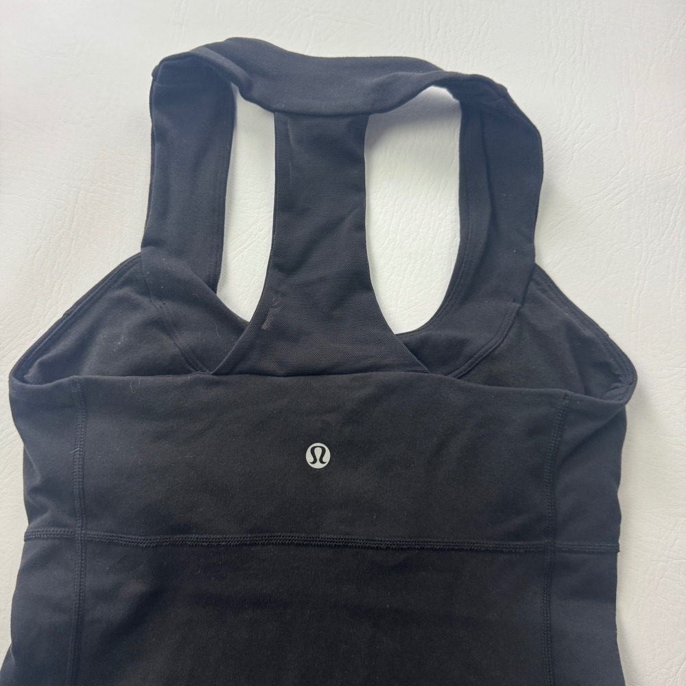 Lululemon Athletica Black Racerback Tank Top with Built-in Bra Size 4 Yoga Gym - Picture 6 of 9